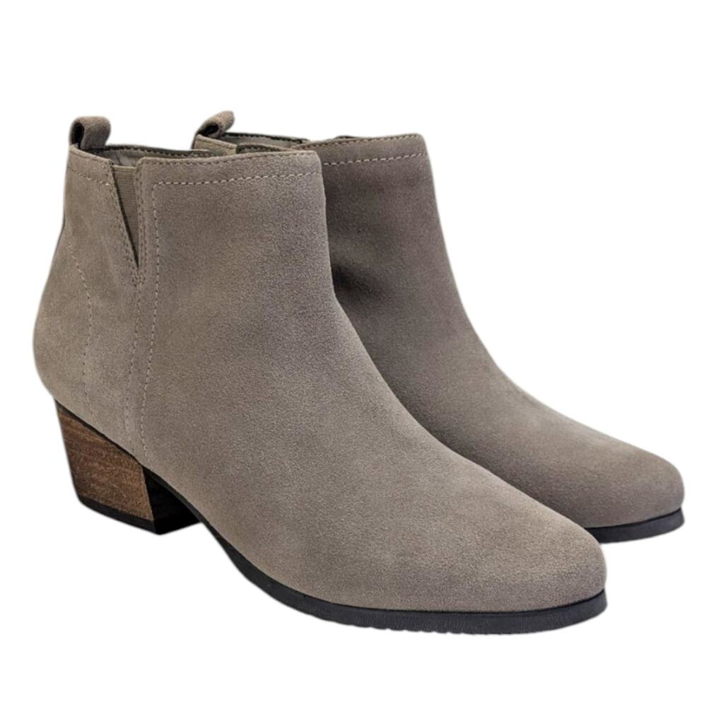 Aqua College Waterproof Ankle Boots EUC Size 8M   S3801